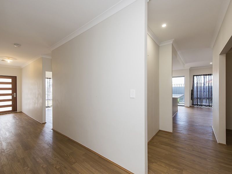 16 Ghost Gum Gardens, Baldivis WA 6171