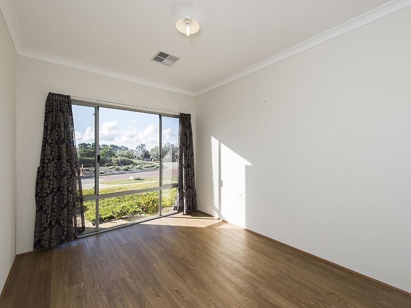 16 Ghost Gum Gardens, Baldivis WA 6171