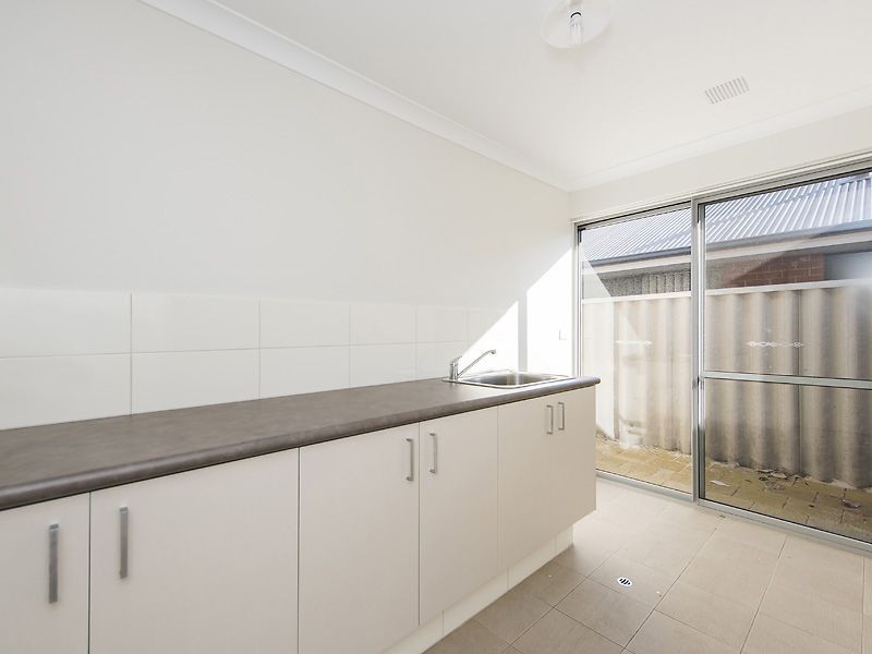 16 Ghost Gum Gardens, Baldivis WA 6171