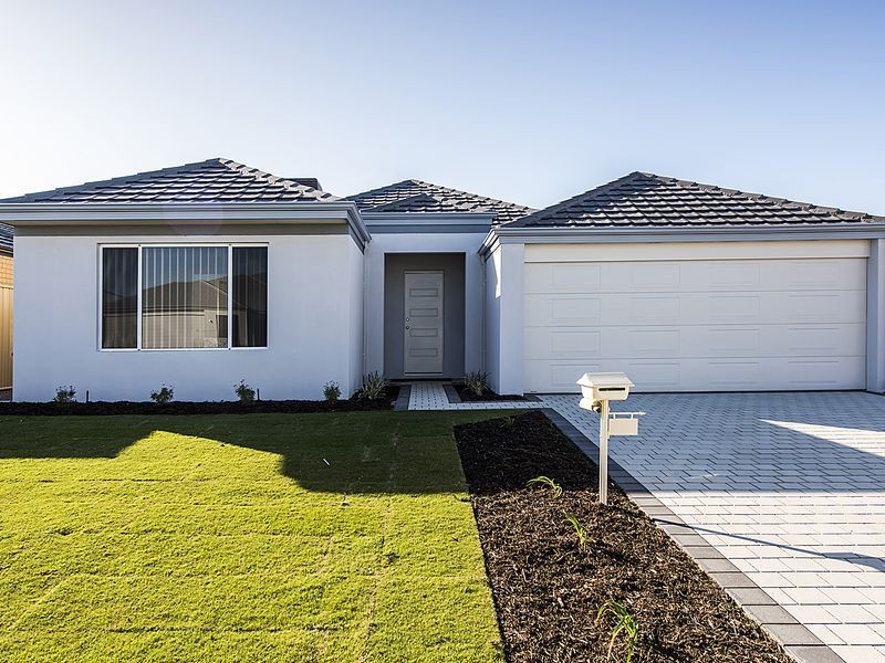 10 Calooli Grove, Golden Bay WA 6174