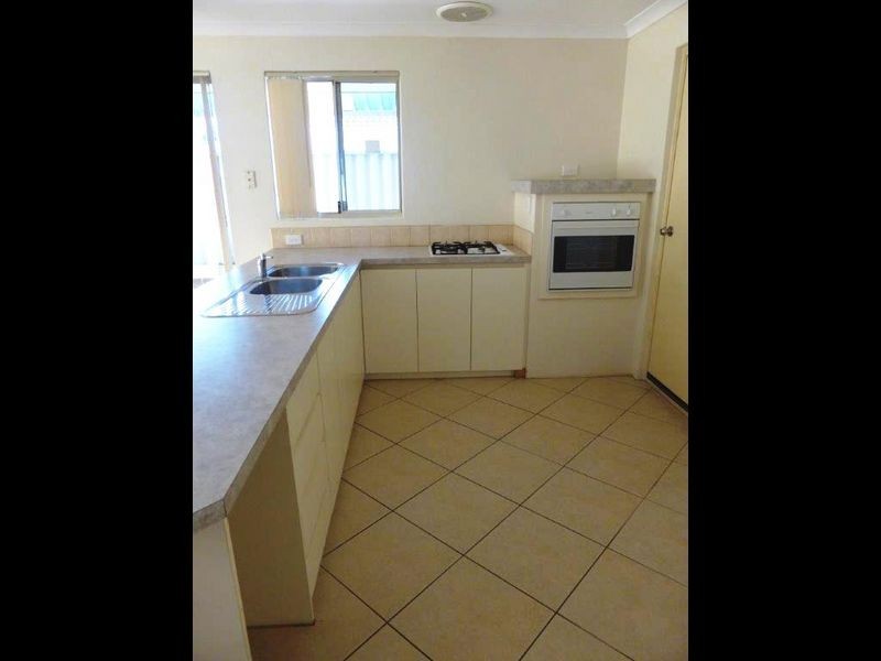 20 Tryall Avenue, Port Kennedy WA 6172