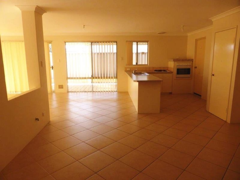 20 Tryall Avenue, Port Kennedy WA 6172