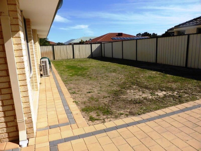 20 Tryall Avenue, Port Kennedy WA 6172