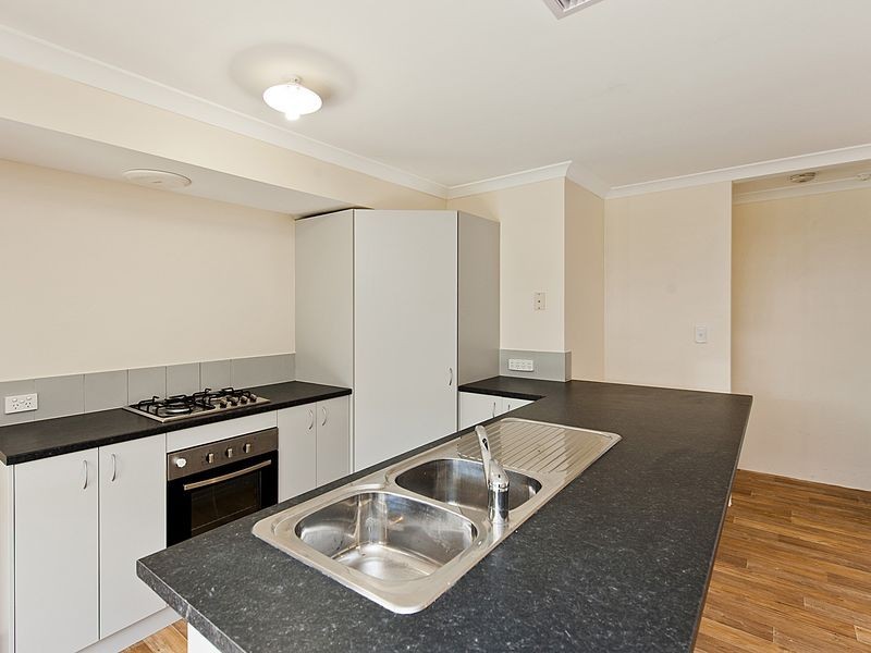 24 Chestnut way, Baldivis WA 6171