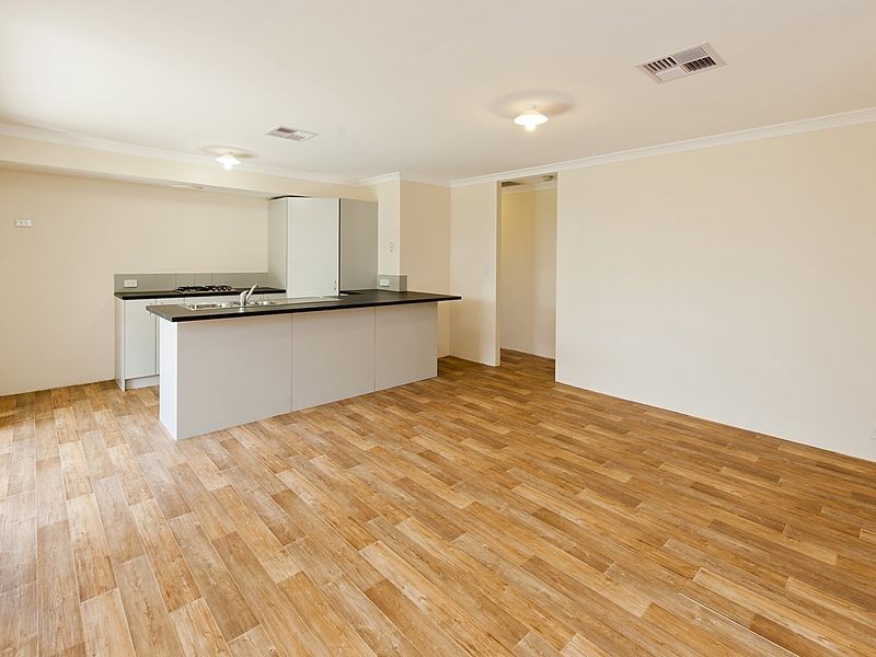 24 Chestnut way, Baldivis WA 6171