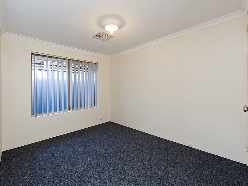 24 Chestnut way, Baldivis WA 6171