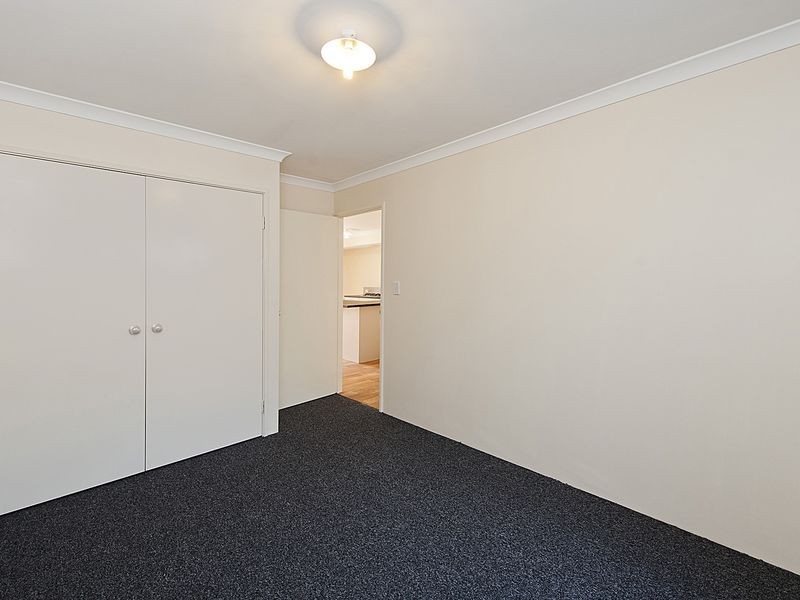 24 Chestnut way, Baldivis WA 6171