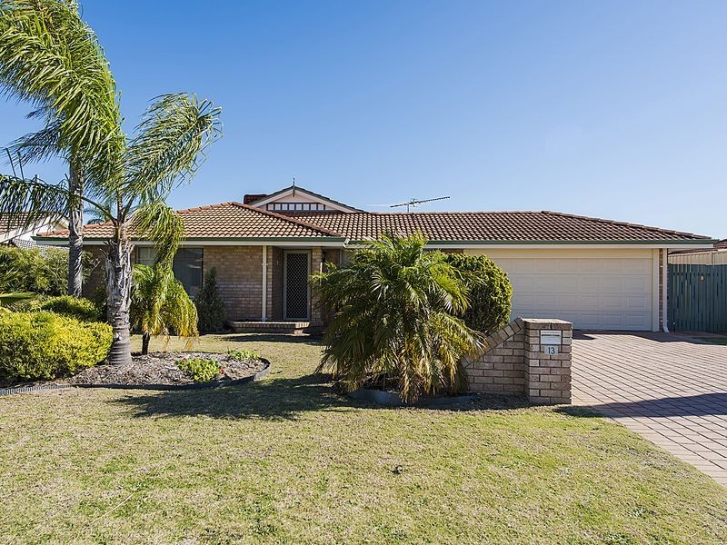 13 Sabot Avenue, Waikiki WA 6169