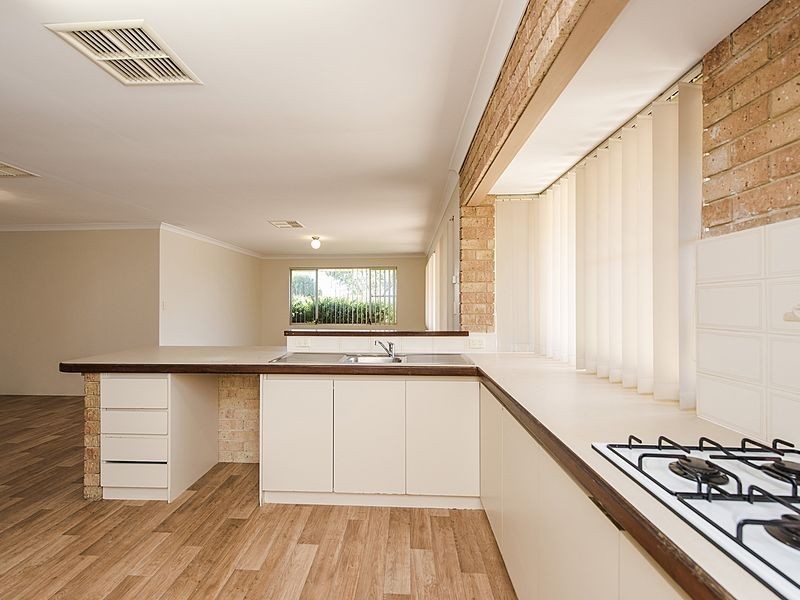 13 Sabot Avenue, Waikiki WA 6169