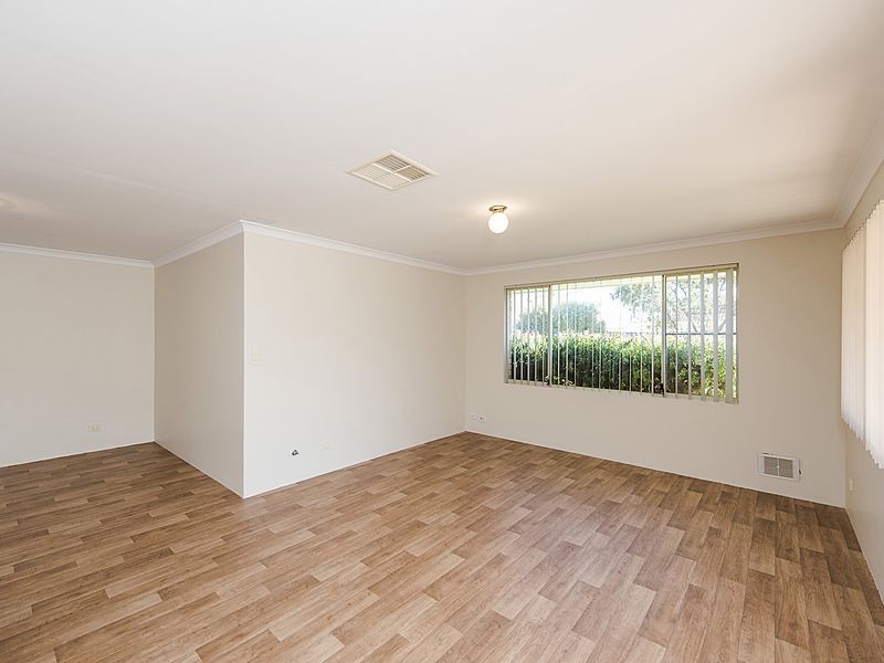 13 Sabot Avenue, Waikiki WA 6169