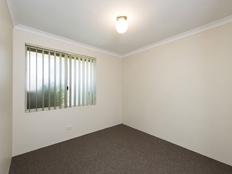 13 Sabot Avenue, Waikiki WA 6169