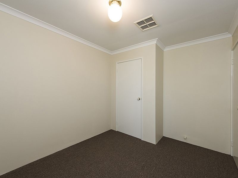 13 Sabot Avenue, Waikiki WA 6169