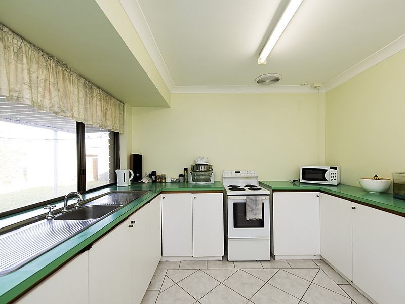 12 Harley Close, Safety Bay WA 6169