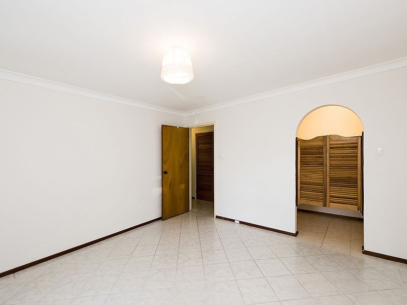 12 Harley Close, Safety Bay WA 6169