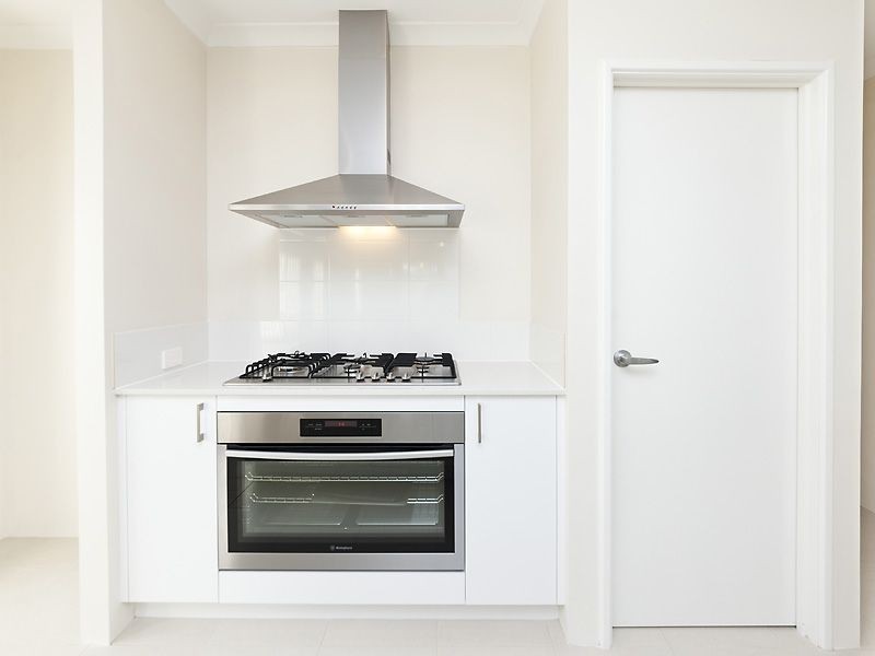 3 Flagship Avenue, Waikiki WA 6169