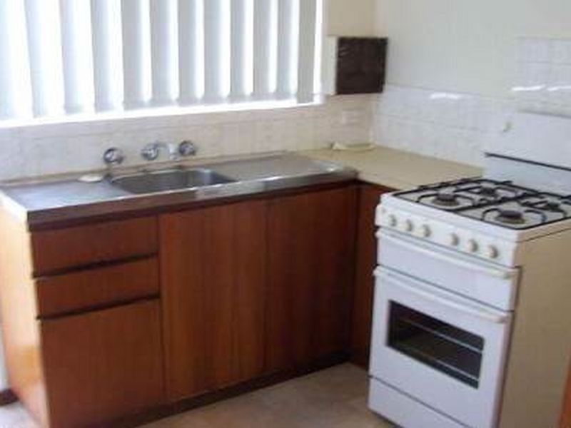 1/4-6 Gloucester Avenue, Shoalwater WA 6169