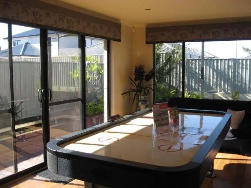 33 Runnymede Gate, Wellard WA 6170