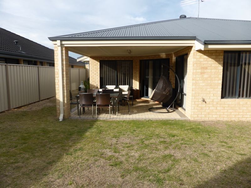 1 Dupuy way, Secret Harbour WA 6173