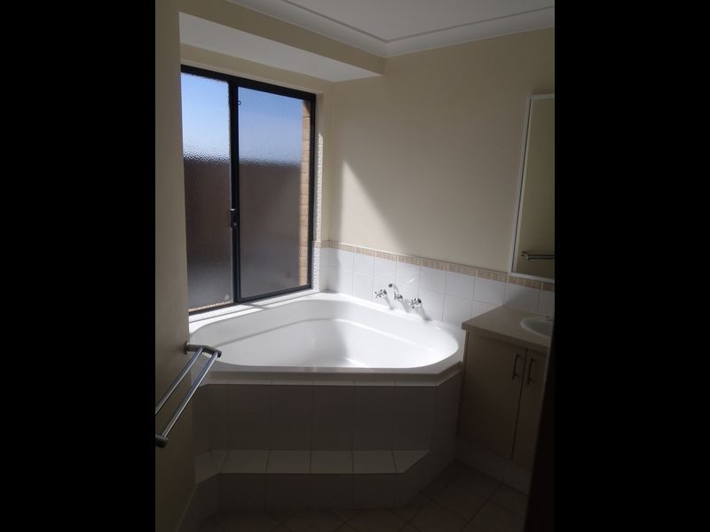 64 Lemon Gum Drive, Baldivis WA 6171