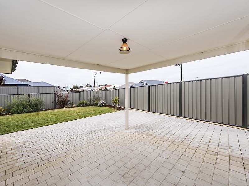 50 Kingaroy Drive, Baldivis WA 6171