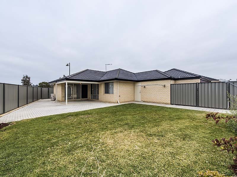 50 Kingaroy Drive, Baldivis WA 6171