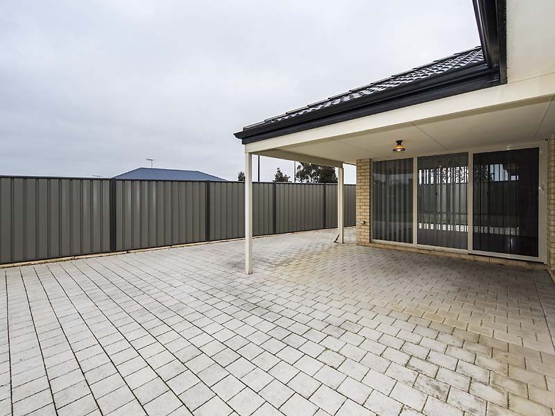 50 Kingaroy Drive, Baldivis WA 6171
