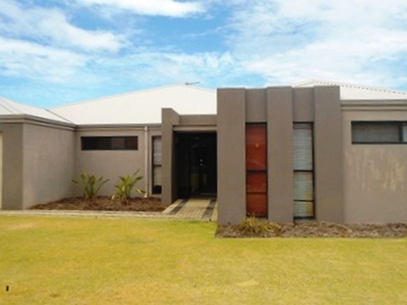 15 Whyalla Circle, Port Kennedy WA 6172