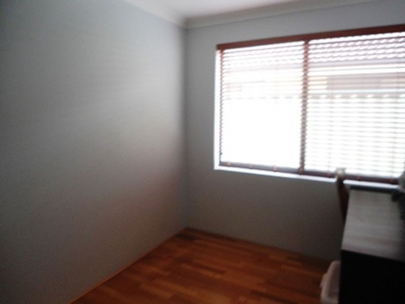 15 Whyalla Circle, Port Kennedy WA 6172