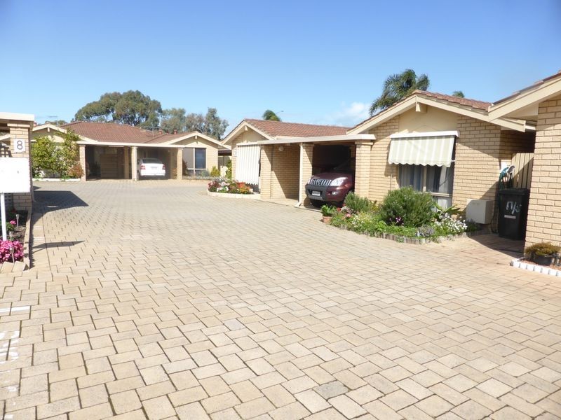 15/8 Merope Close, Rockingham WA 6168