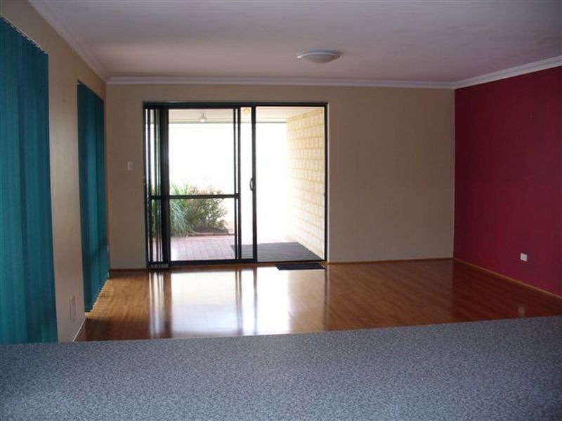 6 Barossa Approach, Rockingham WA 6168