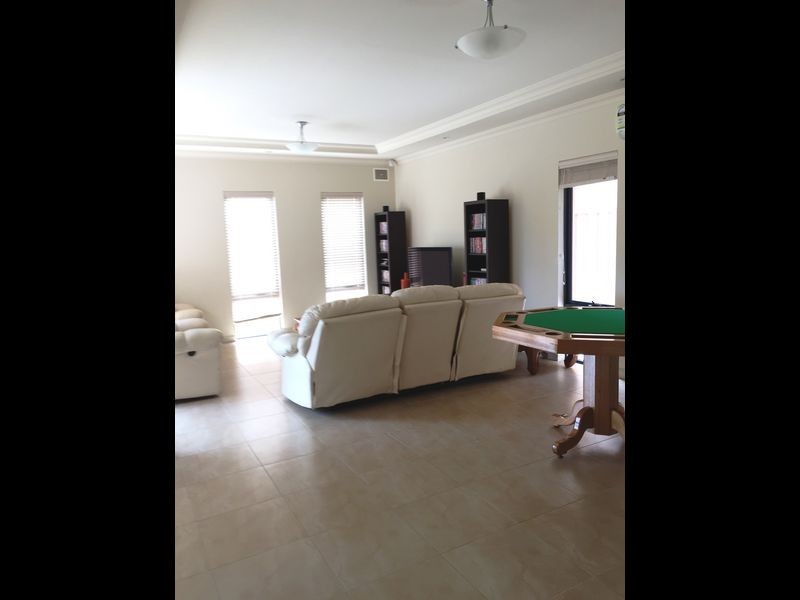 8B Victoria Street, Rockingham WA 6168