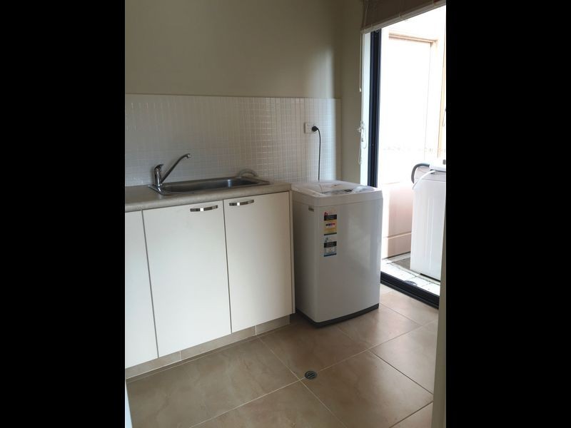 8B Victoria Street, Rockingham WA 6168