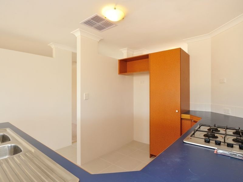 11 Moorburg Loop, Port Kennedy WA 6172