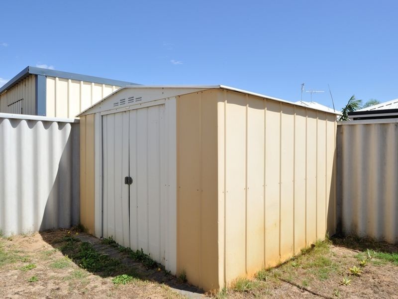 11 Moorburg Loop, Port Kennedy WA 6172