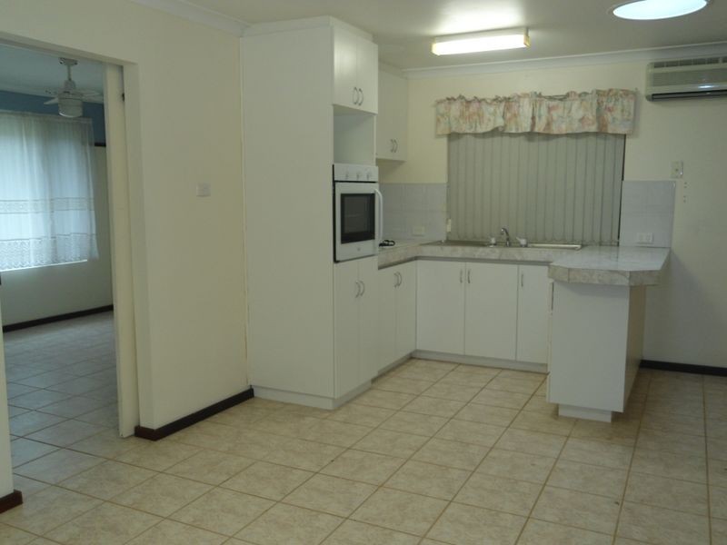 4 Tenella Mews, Warnbro WA 6169