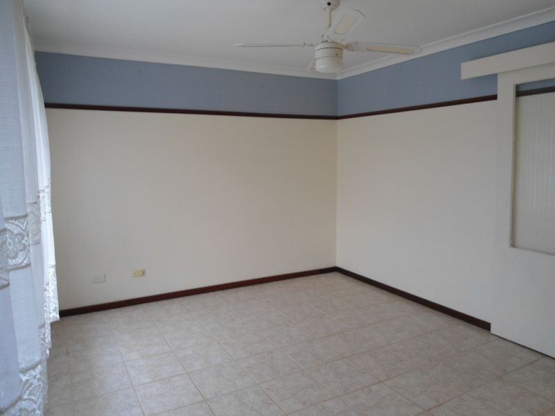 4 Tenella Mews, Warnbro WA 6169