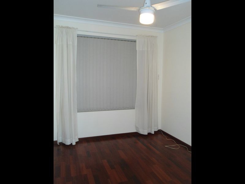 4 Tenella Mews, Warnbro WA 6169