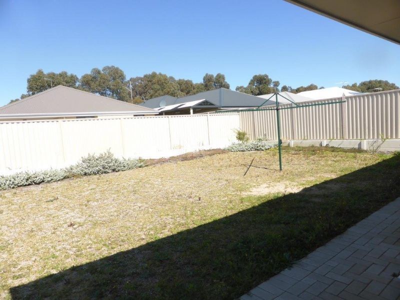 36 Sorrento Turn, Secret Harbour WA 6173