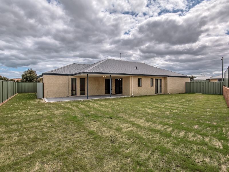 15 Foothill Retreat, Baldivis WA 6171