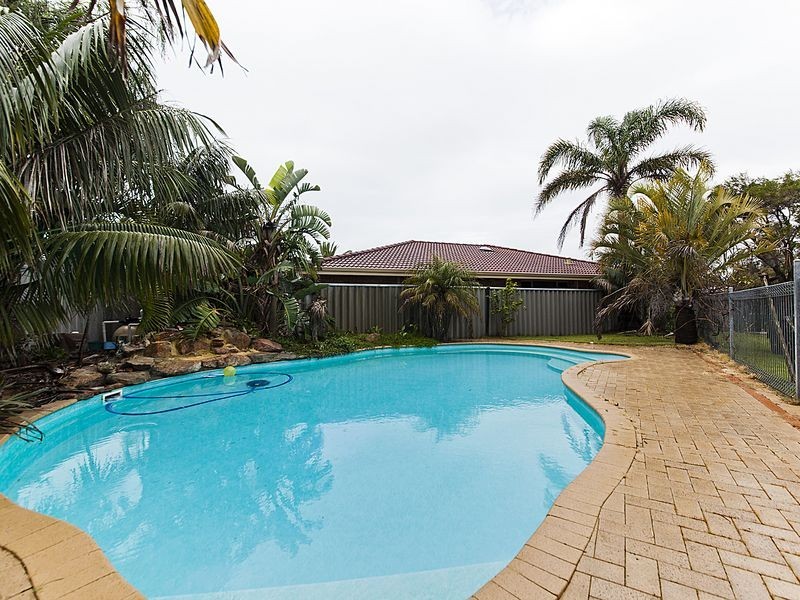 6 Columbus Court, Port Kennedy WA 6172