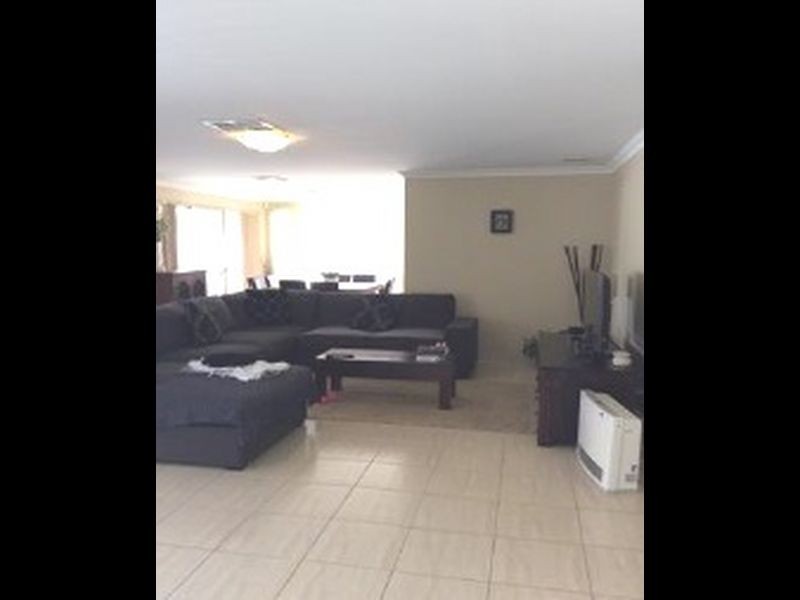 6 Lorne Bend, Secret Harbour WA 6173