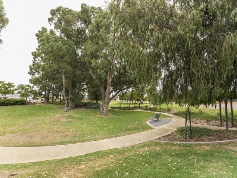 64 Kempeana Way, Baldivis WA 6171