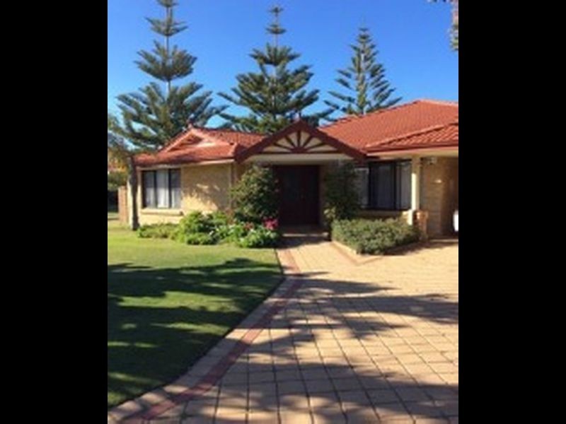 18 Canouan loop, Secret Harbour WA 6173