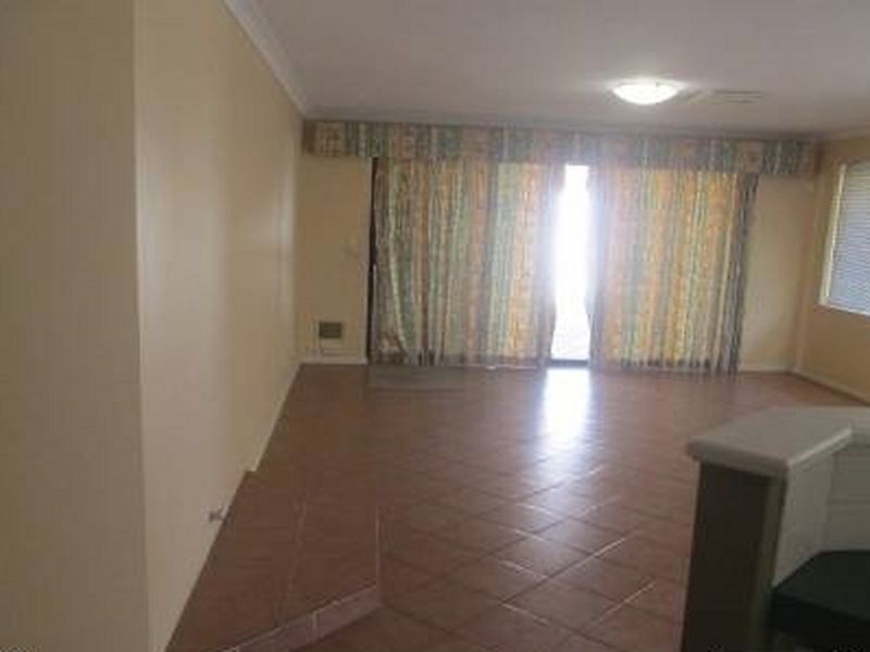 18 Canouan loop, Secret Harbour WA 6173