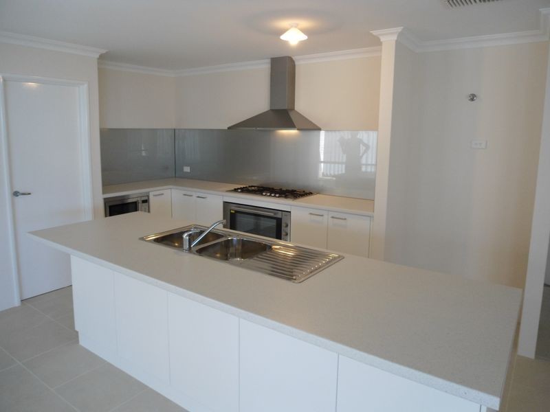 13 Sunbeam Approach, Baldivis WA 6171