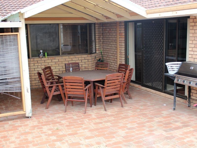 4 Weebo street, Golden Bay WA 6174