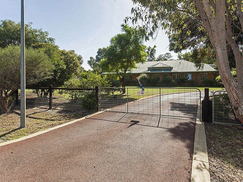 22 Bate Road, Serpentine WA 6125