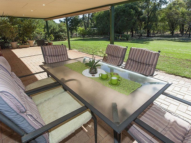 22 Bate Road, Serpentine WA 6125