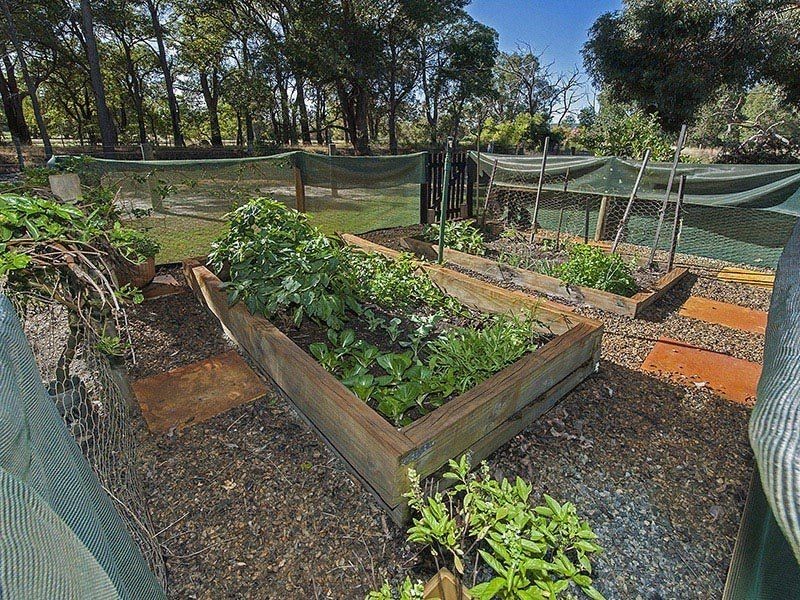 22 Bate Road, Serpentine WA 6125