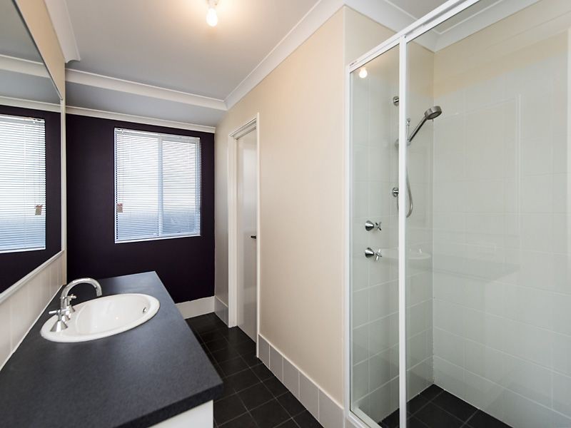 15 Gladstonbury Parade, Baldivis WA 6171